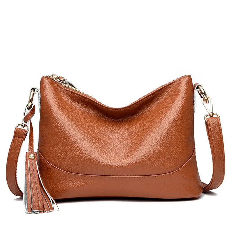 Leather shoulder handbag