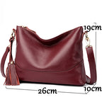 Leather shoulder handbag