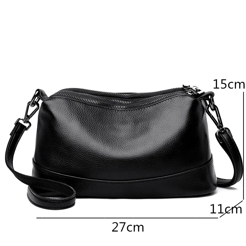 Medium leather shoulder bag