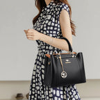Structured leather shoulder bag