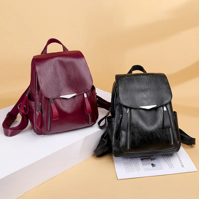 Women’s structured leather backpack