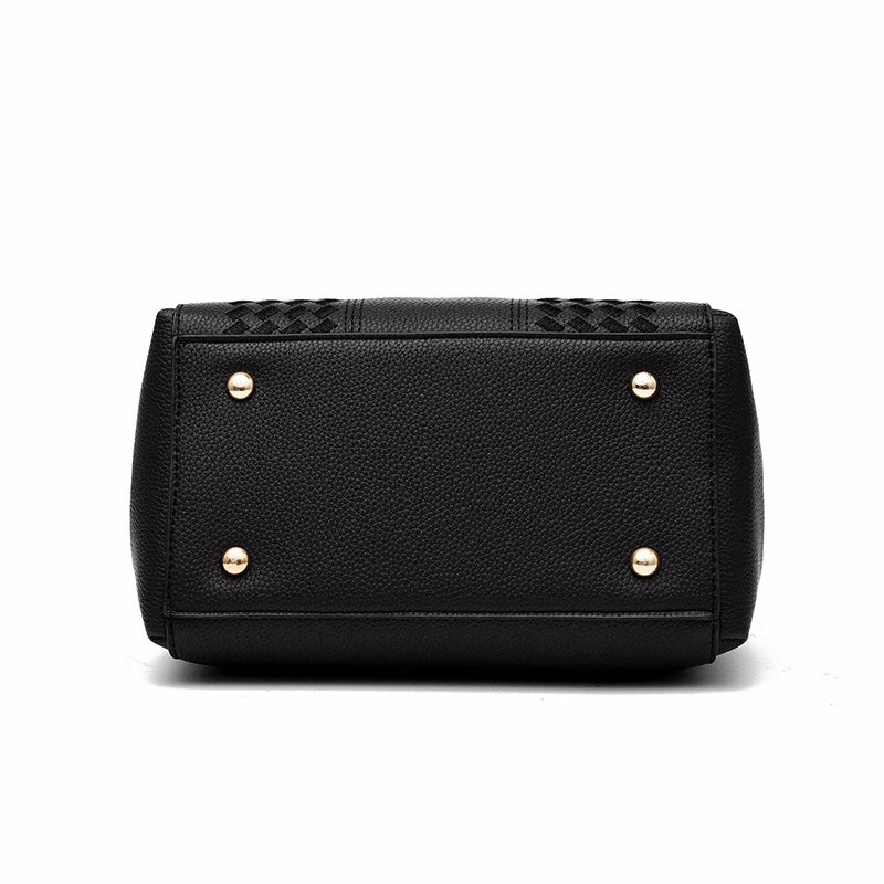Women’s soft leather shoulder bag
