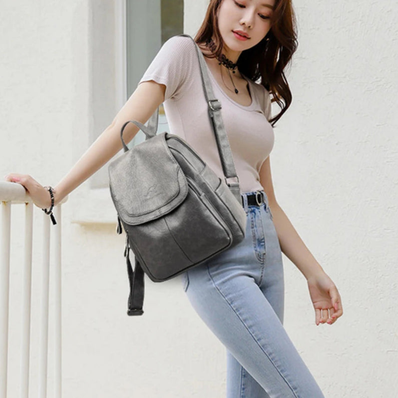 Casual leather knapsack