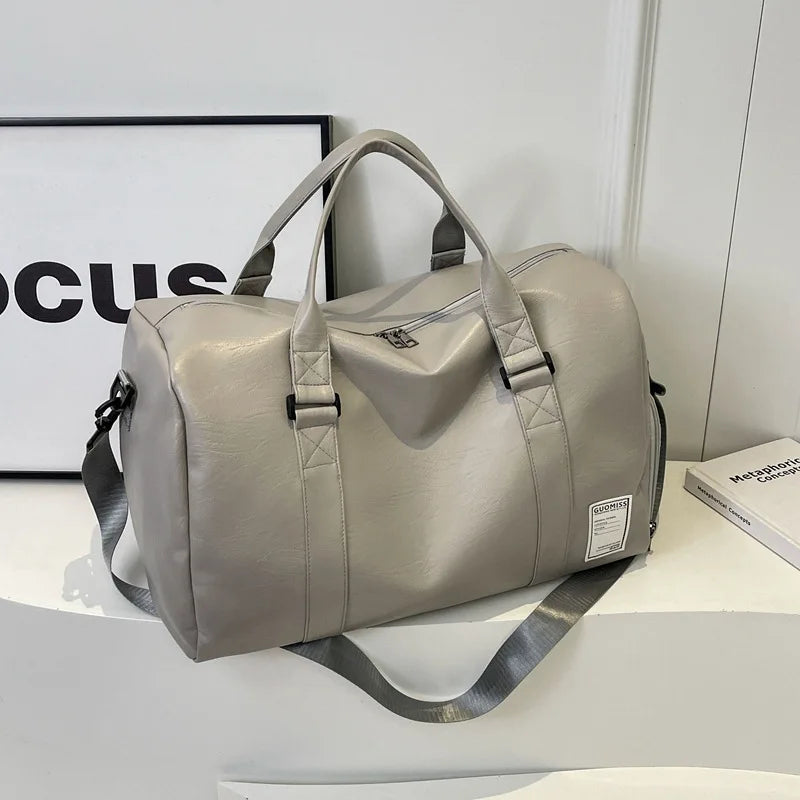 Slim leather duffle bag