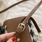 Vintage leather shoulder bag