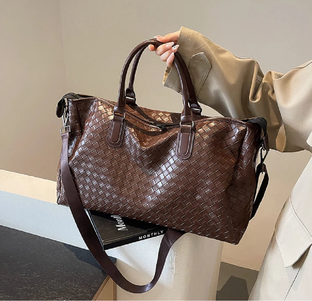 Zip-top leather overnight duffle bag