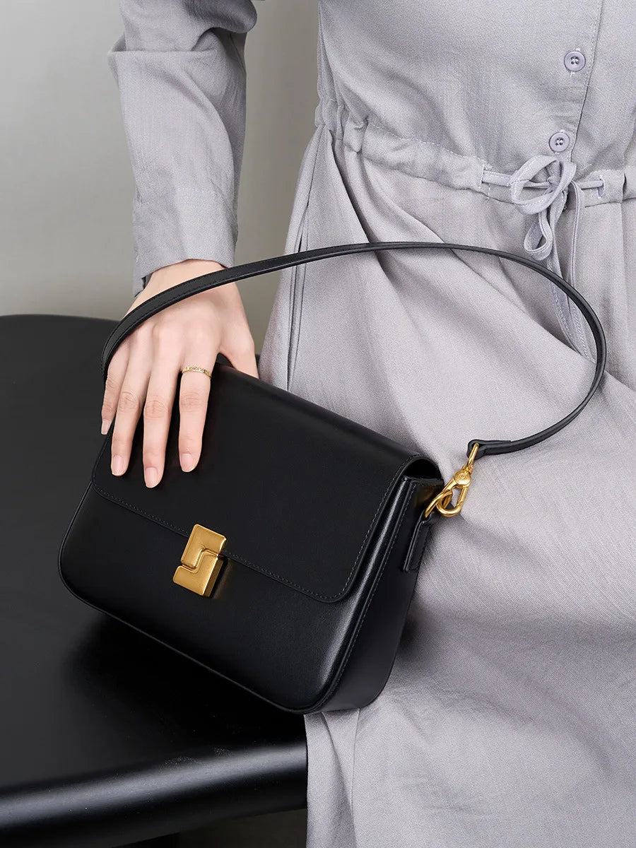 Retro style leather crossbody bag