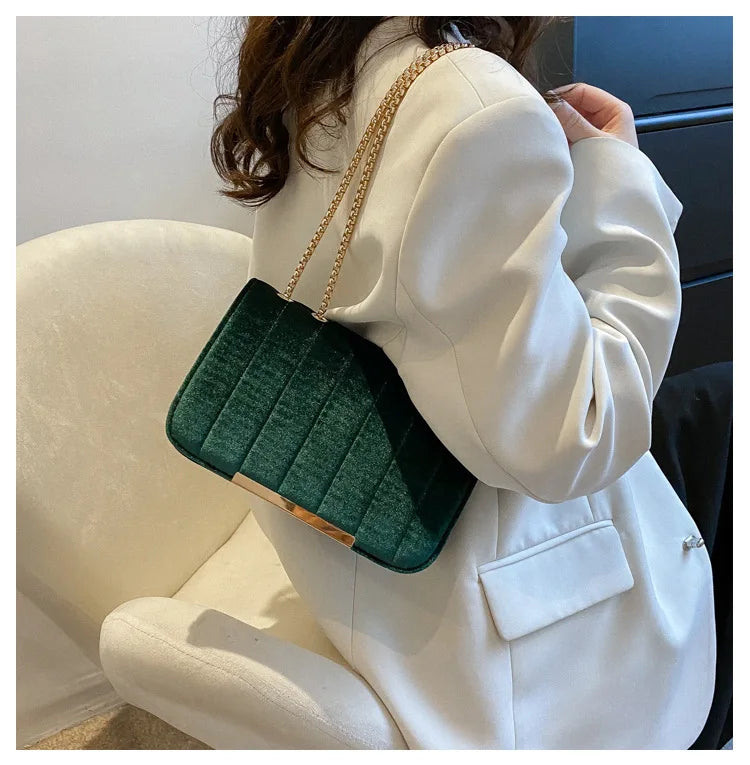 Corduroy handbag with soft velvet texture