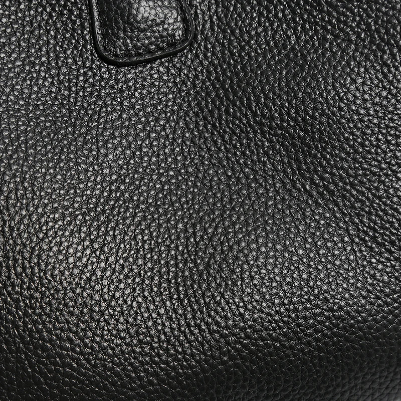 Soft leather handbag with zipper