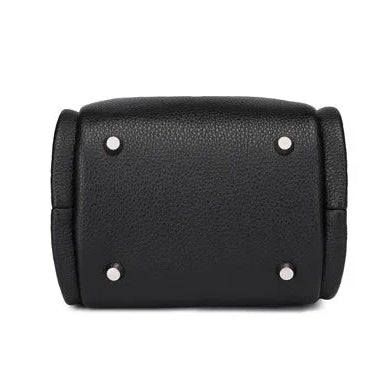 Square leather shoulder bag