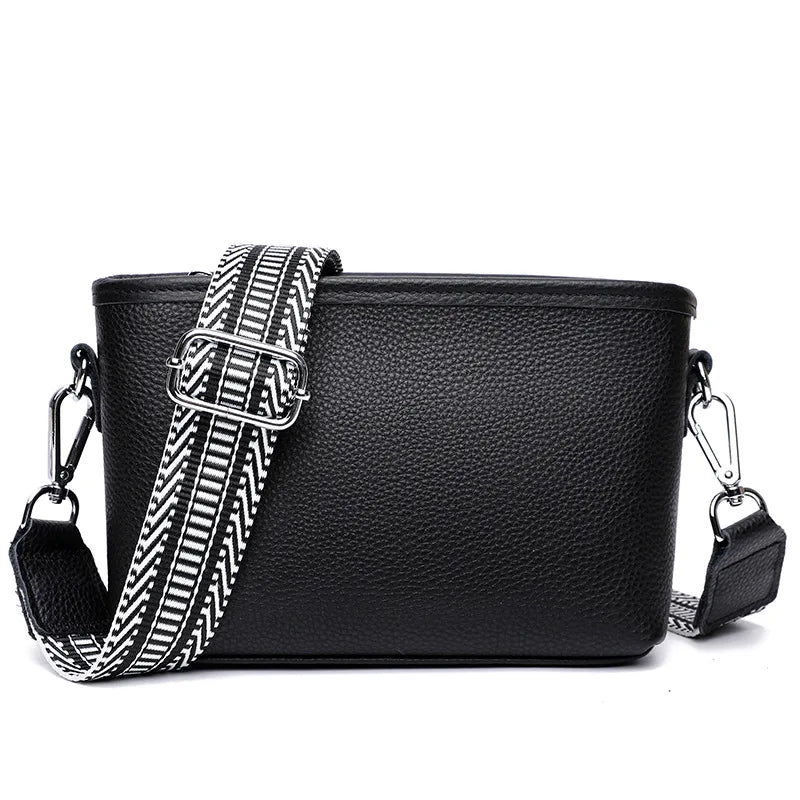 Sleek leather shoulder handbag