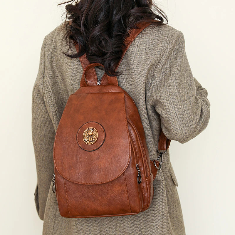 Women’s leather knapsack