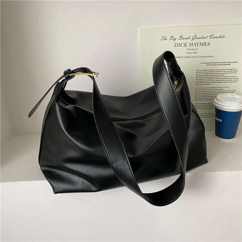 Large capacity leather hobo tote bag