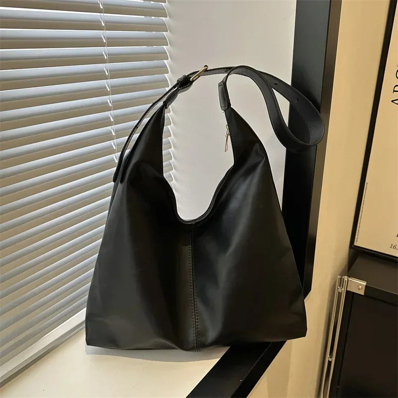 Classic soft leather tote bag for women