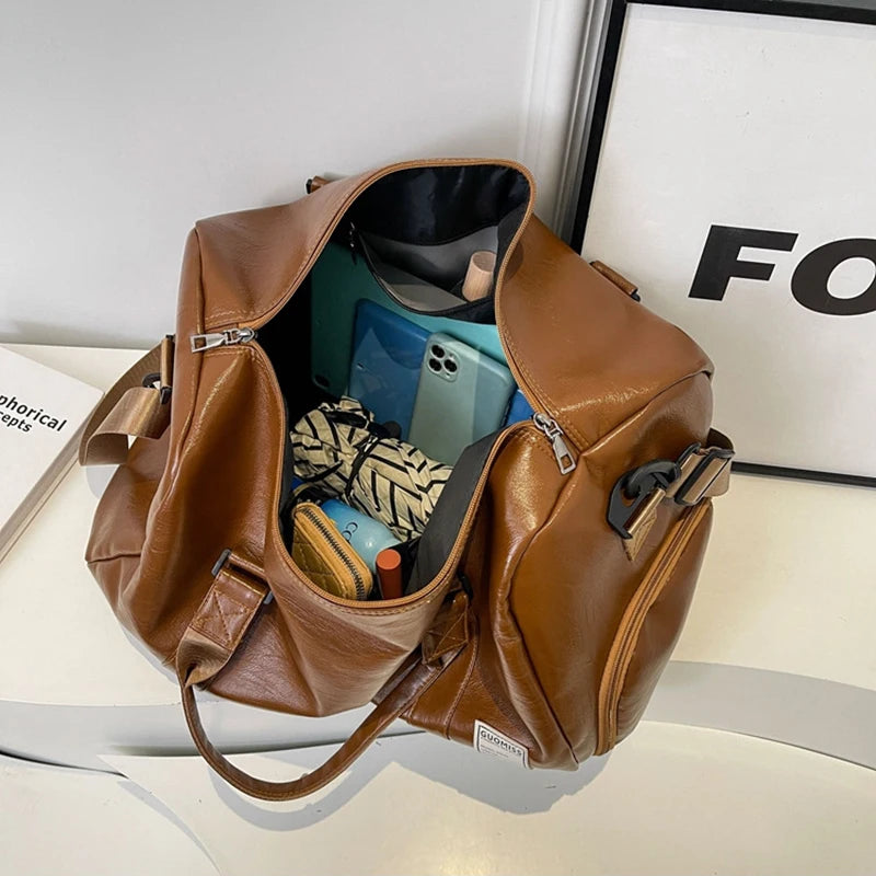 Slim leather duffle bag