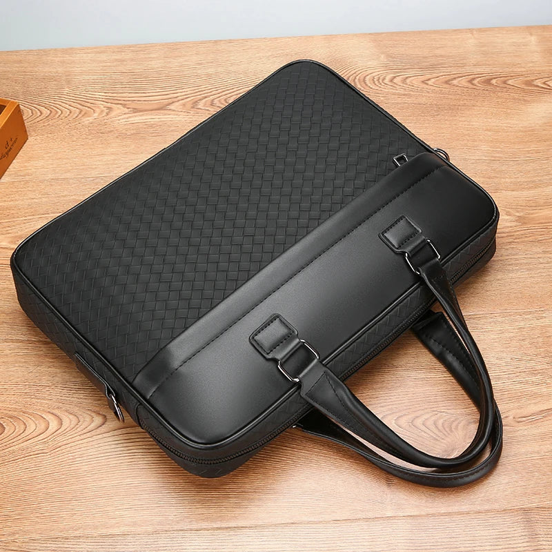 Zippered leather laptop bag