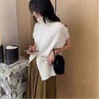Chic suede purse for night outings
