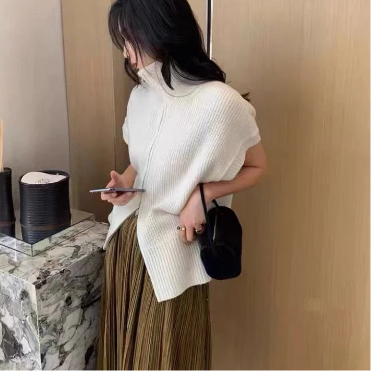 Chic suede purse for night outings