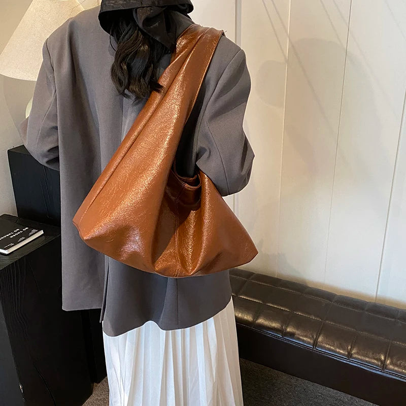 Women large leather hobo bag