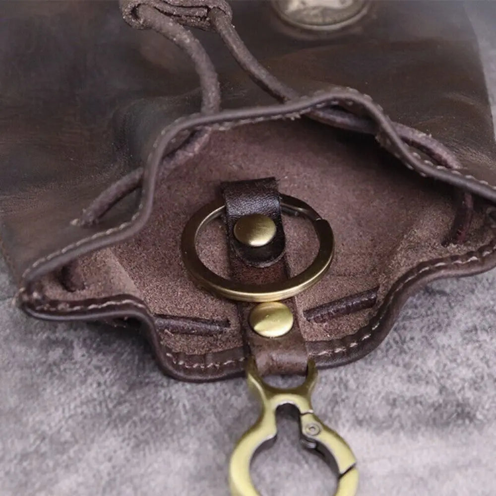 Vintage leather belt pouch