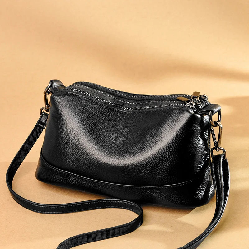 Medium leather shoulder bag