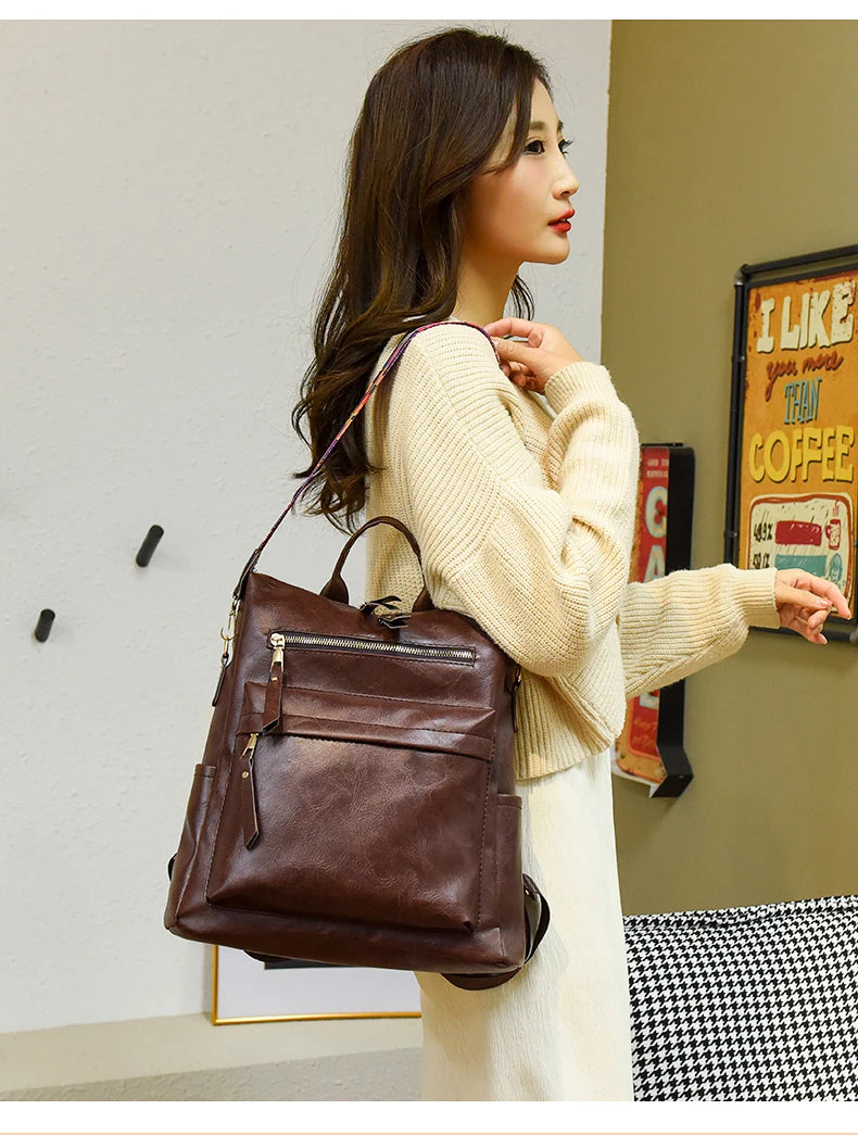 Large capacity leather knapsack