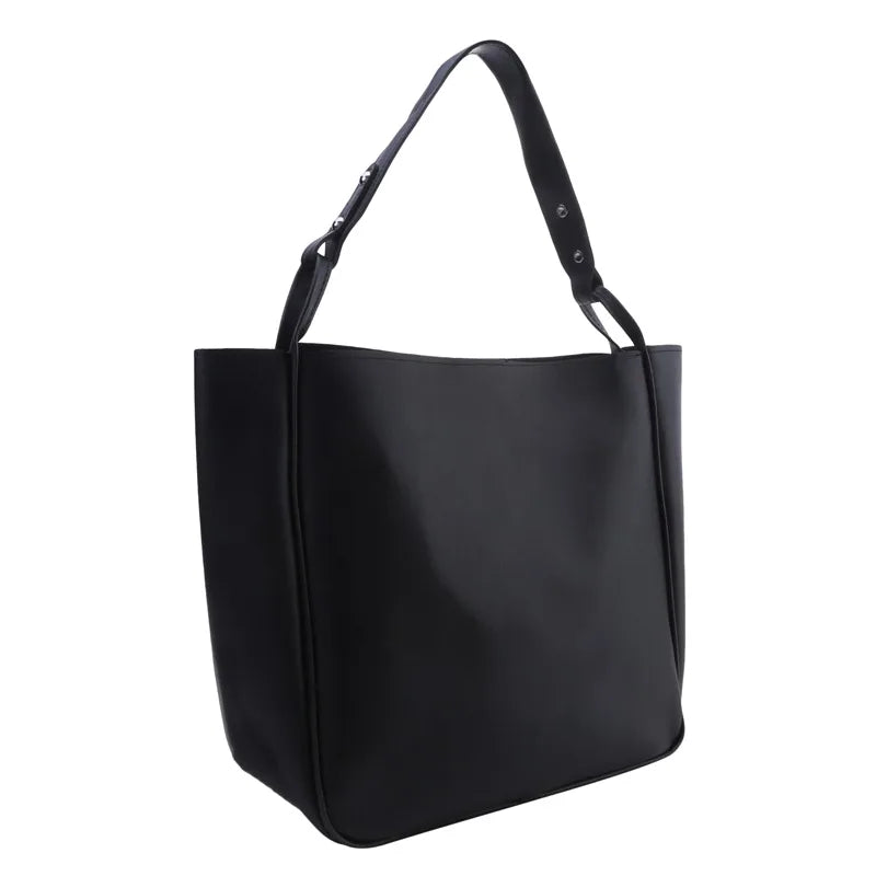 Black shoulder leather tote bag