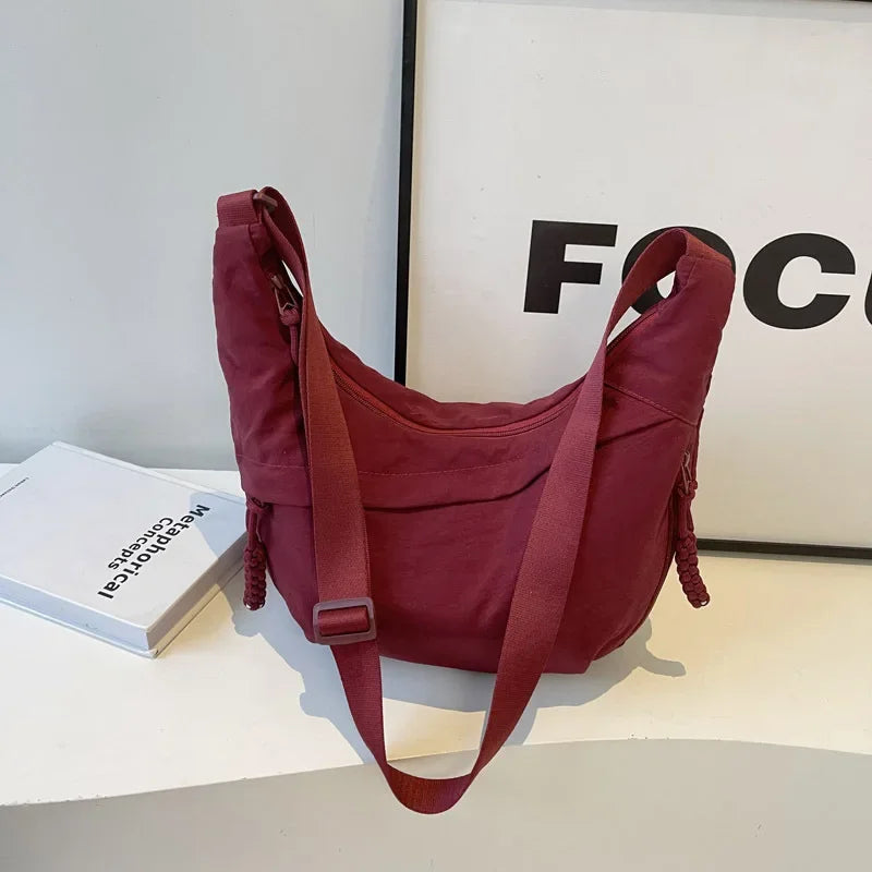 Women hobo shoulder bag