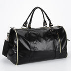 Elegant leather holdall with shoulder strap