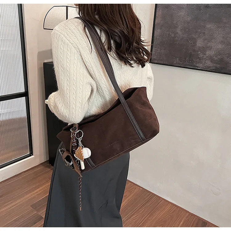 Elegant suede shoulder bag for daily wear
