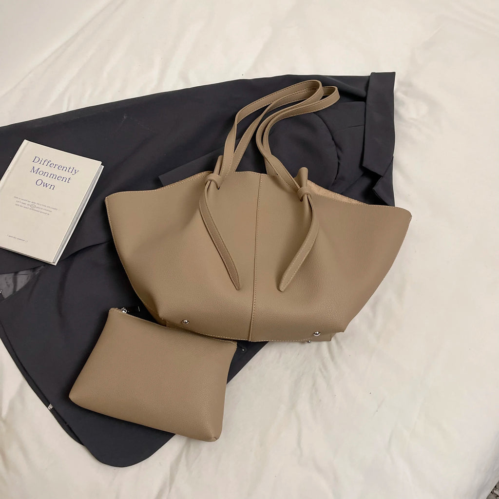 Modern leather tote bag