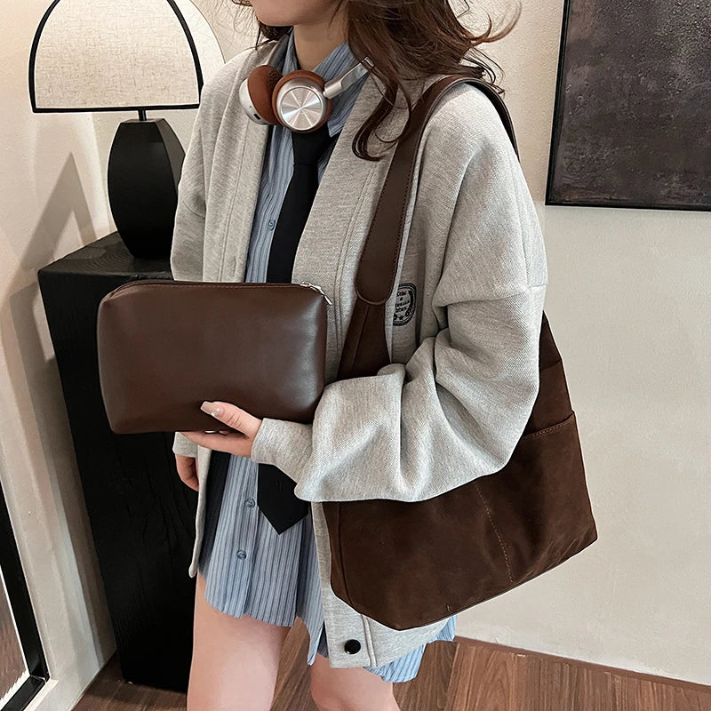 Retro suede slouch bag