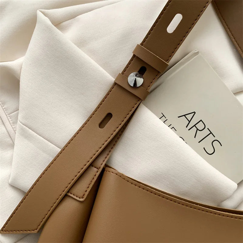 Elegant women's leather tote bag