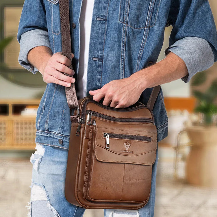 Fashionable leather crossbody bag