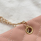 Fashionable leather tote bag