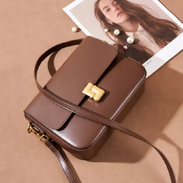 Retro style leather crossbody bag