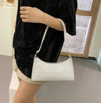 Chic leather shoulder bag