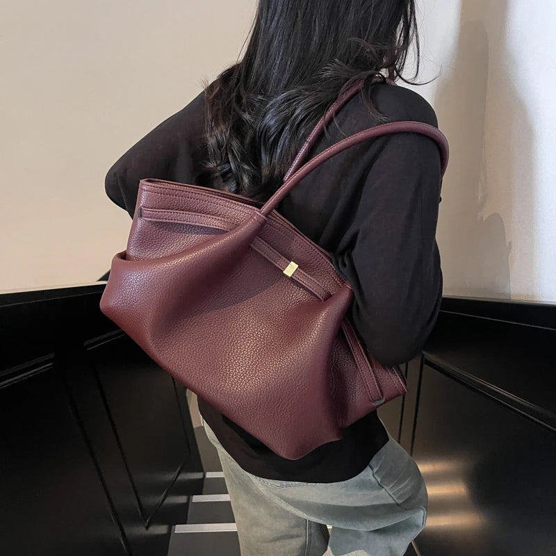Versatile leather handbag