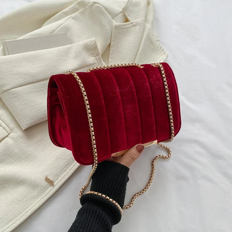 Corduroy handbag with soft velvet texture