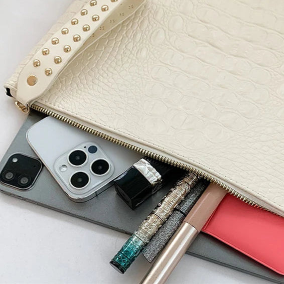 Crocodile texture leather clutch bag