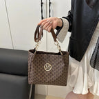 Shoulder leather tote bag with zipper