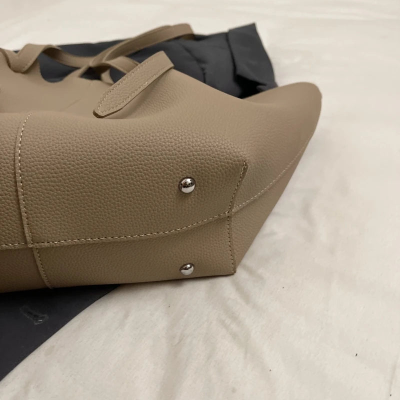 Modern leather tote bag