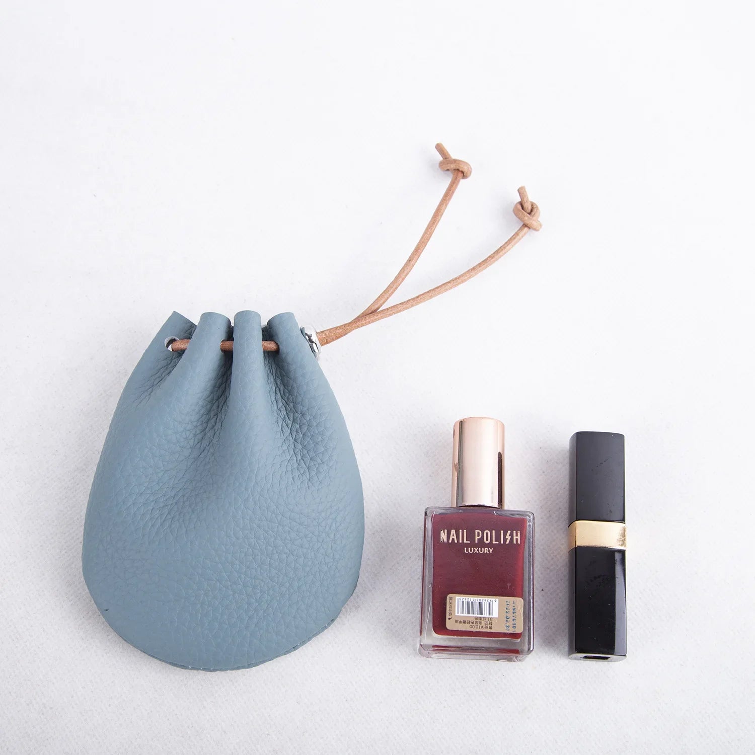 Pocket-size leather pouch