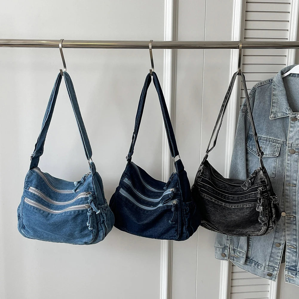 Classic denim shoulder handbag with zipper closure