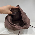 Elegant suede slouch bag