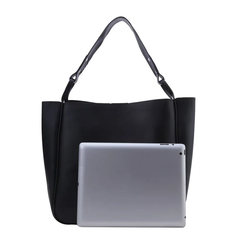 Black shoulder leather tote bag