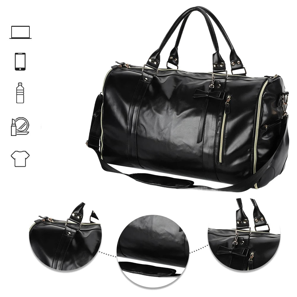 Elegant leather holdall with shoulder strap
