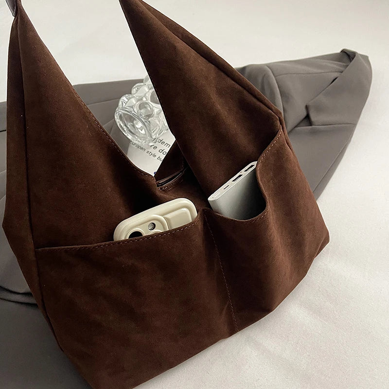 Retro suede slouch bag