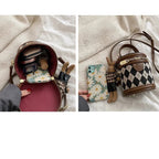 Vintage leather shoulder bag