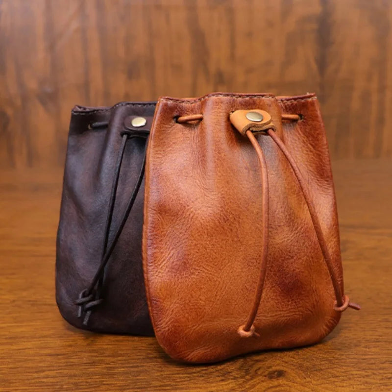 Lightweight leather coin pouch